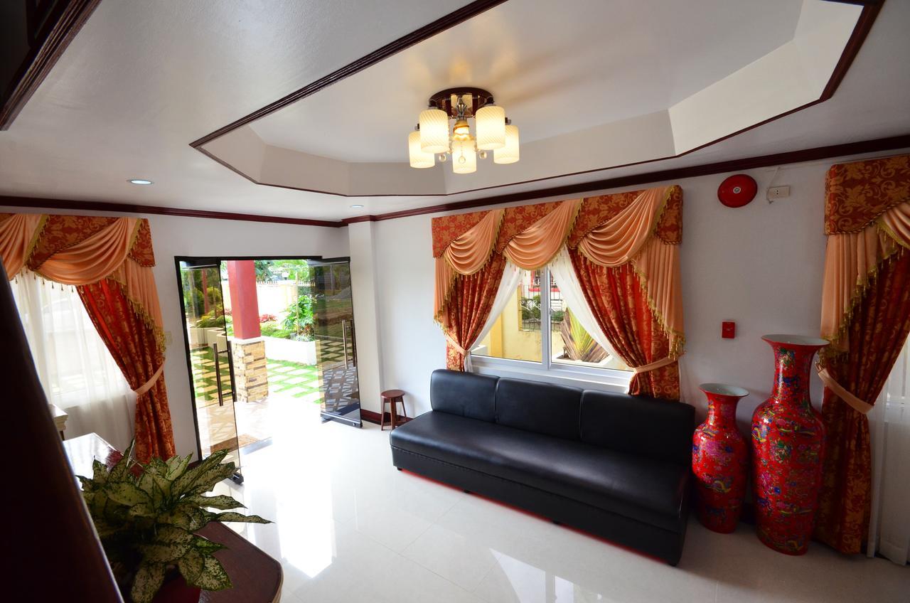 Gilin Pension House Puerto Princesa Esterno foto