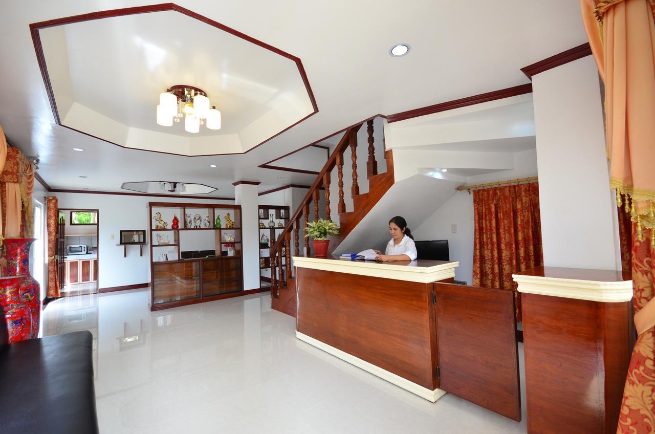 Gilin Pension House Puerto Princesa Esterno foto